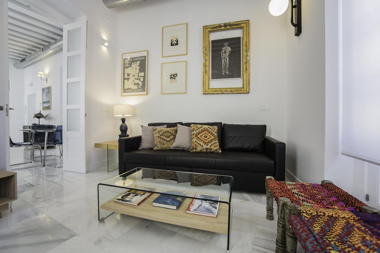 Elegant Cadiz Apartment Exterior photo