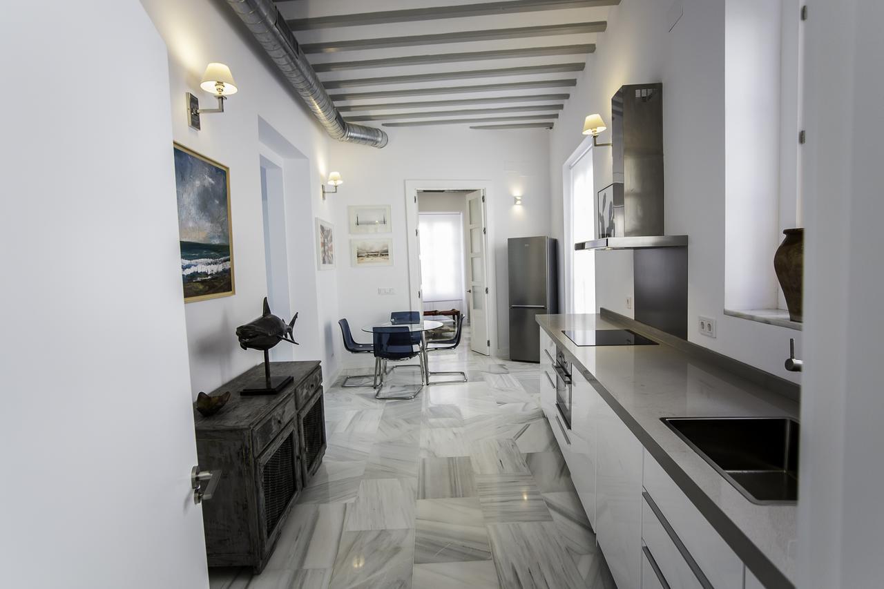 Elegant Cadiz Apartment Exterior photo